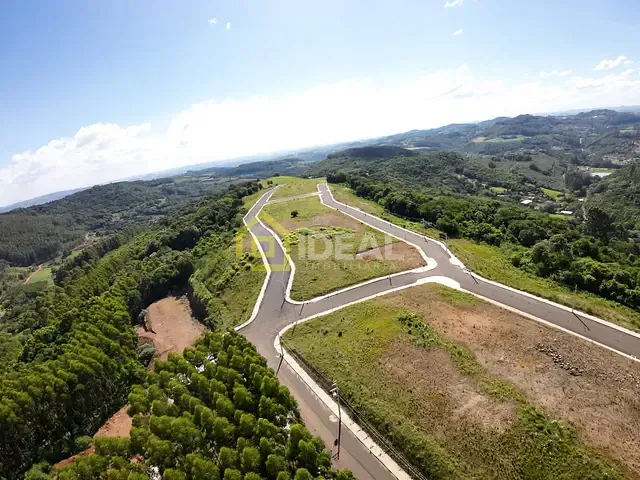 Terreno com 360m², à venda, no bairro Colibri em Concórdia