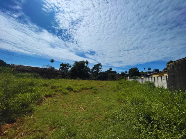 Terreno com 2000m², à venda, no bairro Centro em Mateus Leme