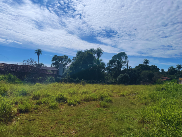 Terreno com 2000m², à venda, no bairro Centro em Mateus Leme