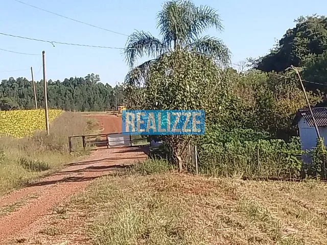 Terreno com 300m², à venda, no bairro Interior em Nicolau Vergueiro