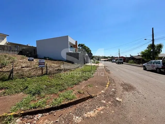 Terreno com 2300m², à venda, no bairro Pinheirinho em Chapecó