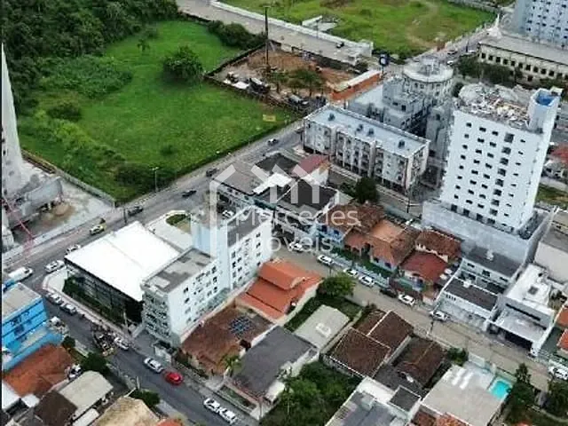 Terreno com 252m², à venda, no bairro Fazenda em Itajaí