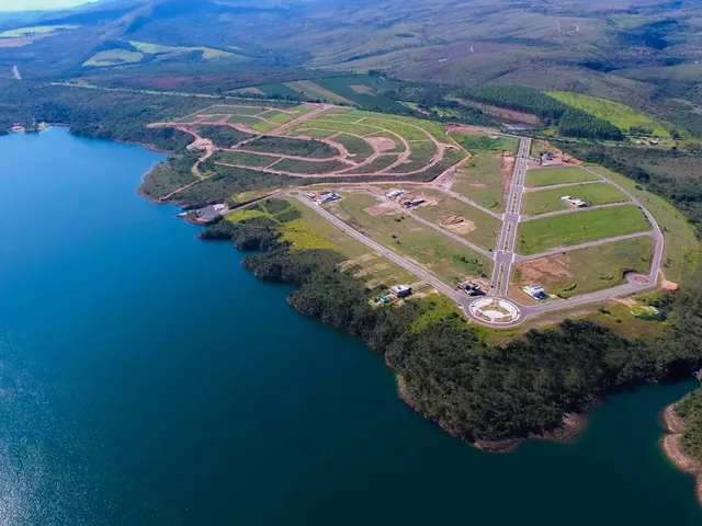 Terreno com 1000m², à venda, no bairro Condomínio Cidade dos Canyons em São João Batista do Glória