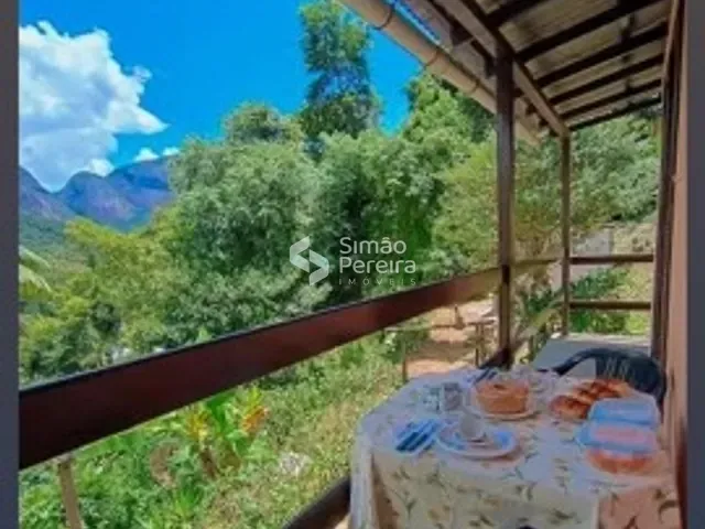 Terreno com 1100m², à venda, no bairro Araras em Petrópolis