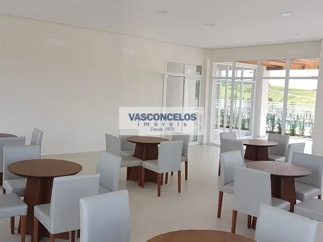 Terreno com 693m², à venda, no bairro Condomínio Residencial Colinas do Paratehy em São José dos Campos