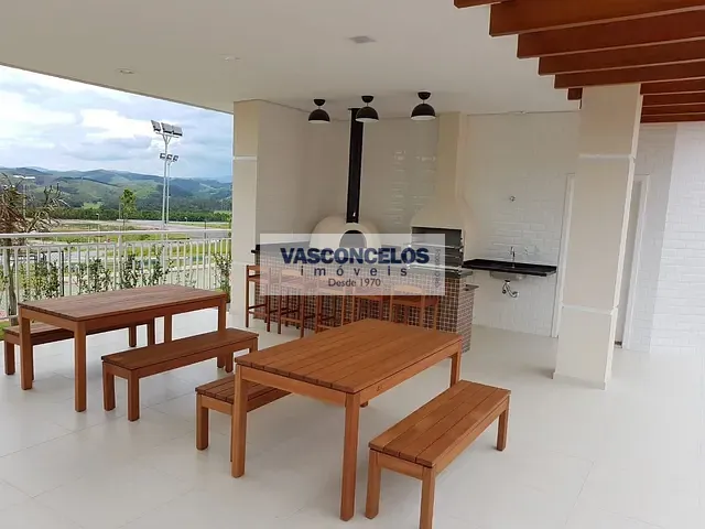 Terreno com 693m², à venda, no bairro Condomínio Residencial Colinas do Paratehy em São José dos Campos