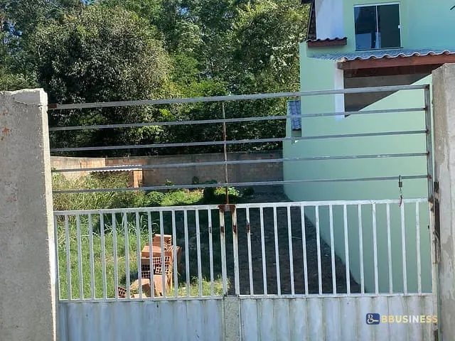 Terreno com 220m², à venda, no bairro Parque Baronesa em Goitacazes