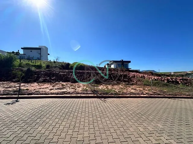 Terreno com 300m², à venda, no bairro Quatro Colônias em Campo Bom