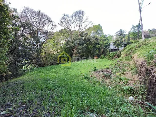 Terreno com 594m², à venda, no bairro Estados em Concórdia