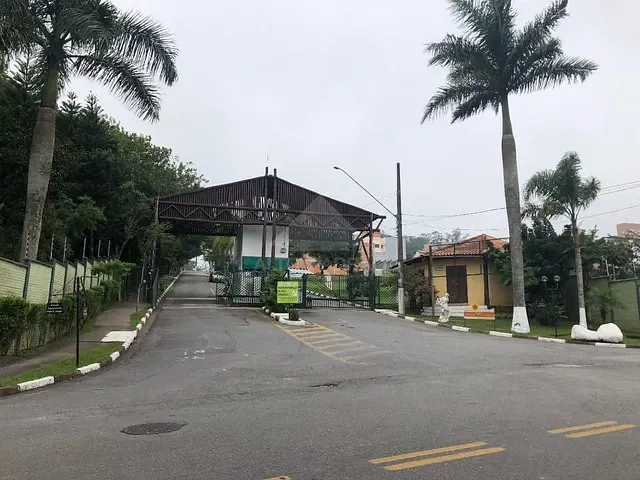 Terreno com 125m², à venda, no bairro Parque São Vicente em Mauá