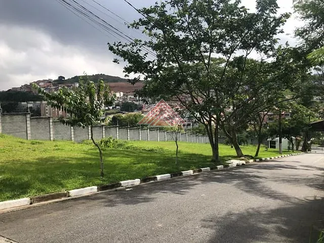 Terreno com 125m², à venda, no bairro Parque São Vicente em Mauá