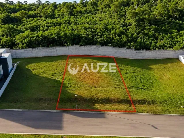 Terreno com 448m², à venda, no bairro Butiatumirim em Colombo