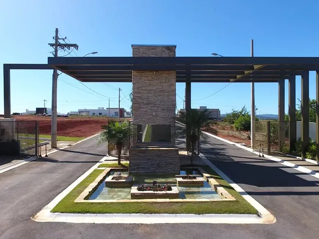 Terreno com 795m², à venda, no bairro Residencial Laguna em Guapé