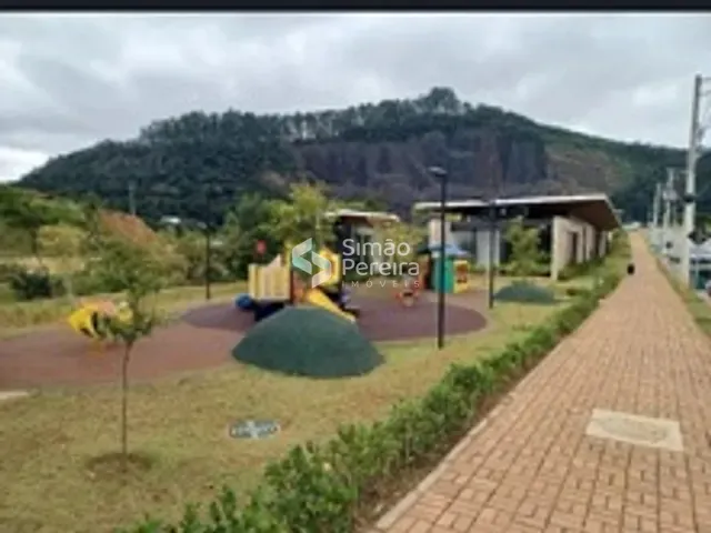 Terreno com 386m², à venda, no bairro Salvaterra em Juiz de Fora