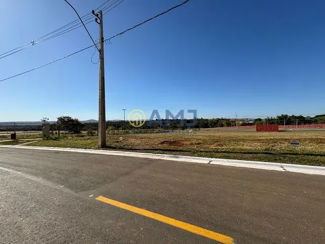 Terreno com 301m², à venda, no bairro Condomínio Alto da Boa Vista em Senador Canedo
