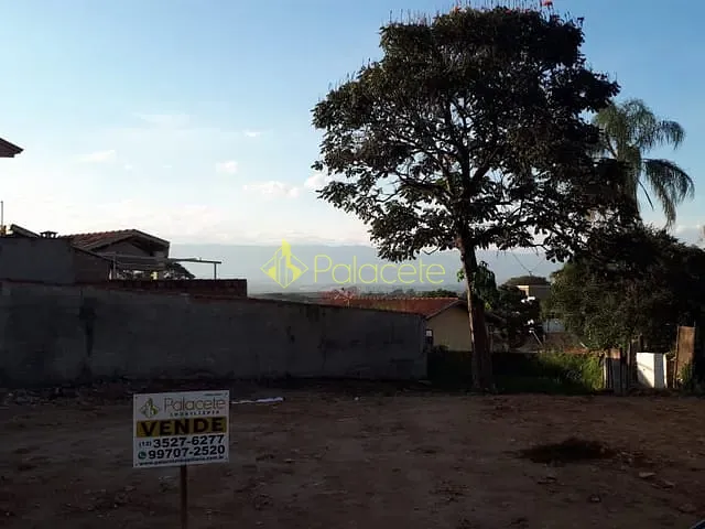 Terreno com 167m², à venda, no bairro Centro em Pindamonhangaba