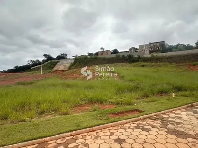 Terreno com 300m², à venda, no bairro São Pedro em Juiz de Fora