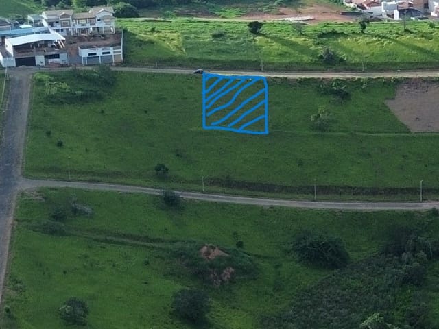 Terreno com 828m², à venda, no bairro Lagoa das Garças  em Cambuí