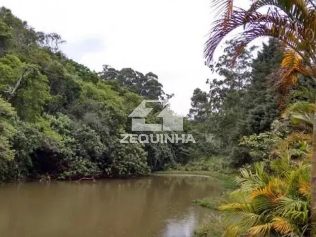 Terreno com 1005m², à venda, no bairro Parque Rizzo em Cotia
