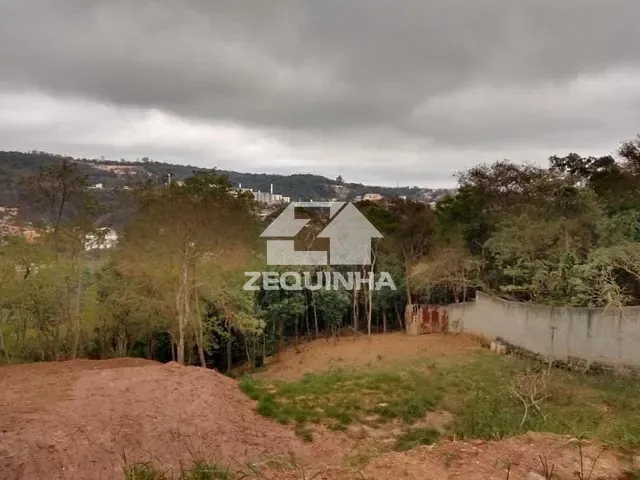 Terreno com 1005m², à venda, no bairro Parque Rizzo em Cotia