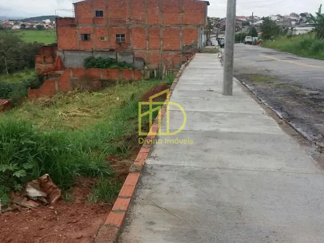 Terreno com 200m², à venda, no bairro Jardim Nova Aparecidinha em Sorocaba