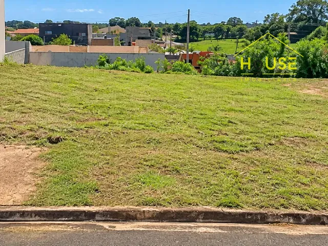 Terreno com 450m², à venda, no bairro Jd. Res. Pôr do Sol em Fernandópolis