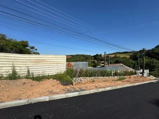 Terreno à venda, no bairro Ferraria em Campo Largo