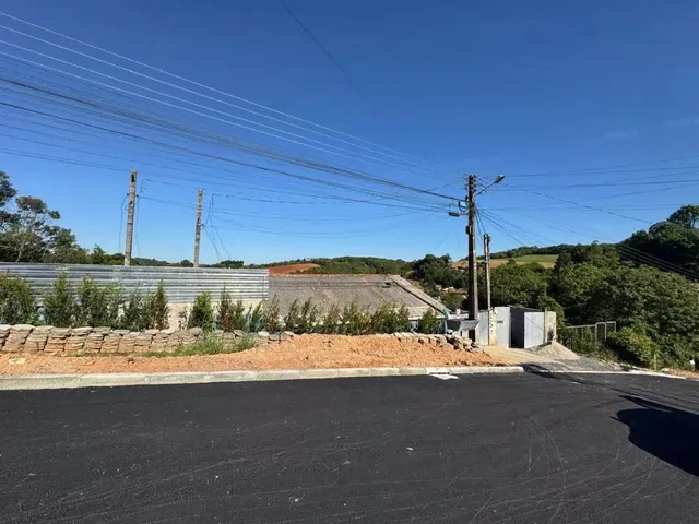 Terreno à venda, no bairro Ferraria em Campo Largo