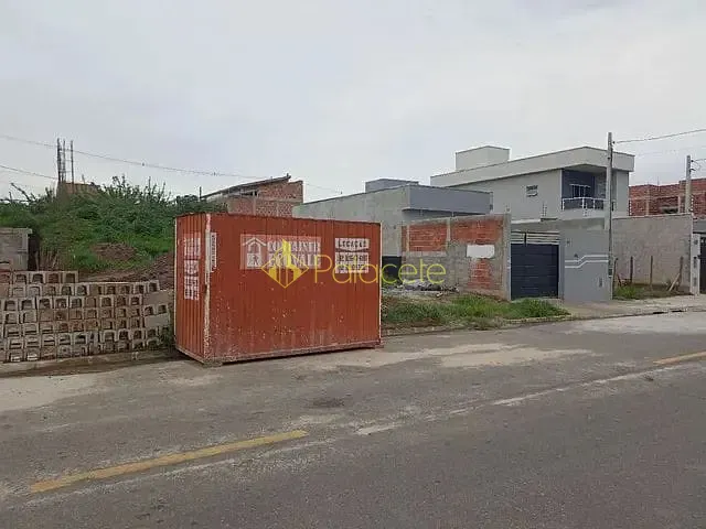 Terreno com 150m², à venda, no bairro Quintas de Santa Cruz em Taubaté