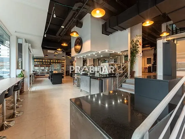 Loja com 900m², à venda, no bairro Vila Hamburguesa em São Paulo