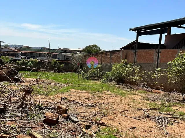 Terreno com 525m², à venda, no bairro Céu Azul em Belo Horizonte