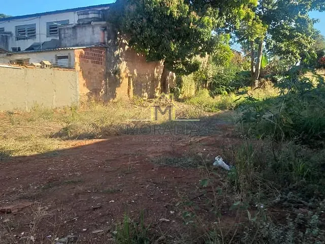 Terreno com 609m², à venda, no bairro Angola em Guaxupé