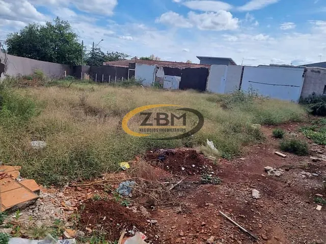 Terreno com 453m², à venda, no bairro Califórnia em Londrina