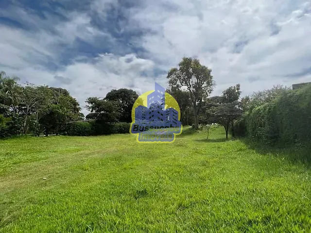 Terreno com 3000m², à venda, no bairro Centro em Itaí