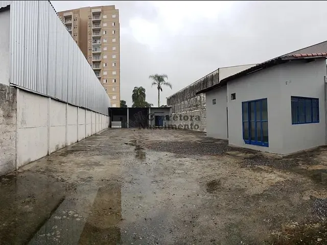 Terreno com 537m², para alugar, no bairro Residencial São Paulo em Jacareí