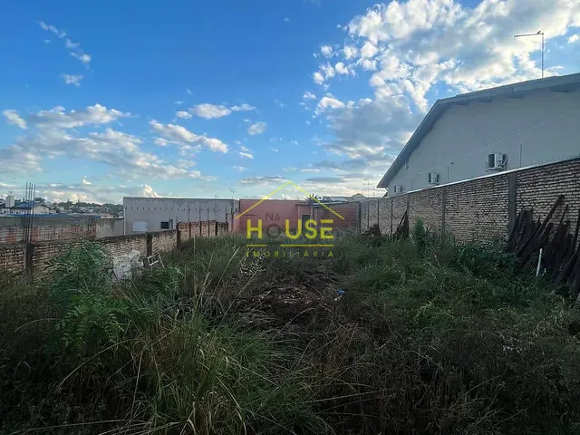 Terreno com 380m², à venda, no bairro Jardim Residencial Por do Sol em Fernandópolis