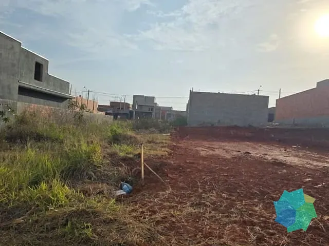 Terreno com 180m², à venda, no bairro Jardim Nair Maria em Salto