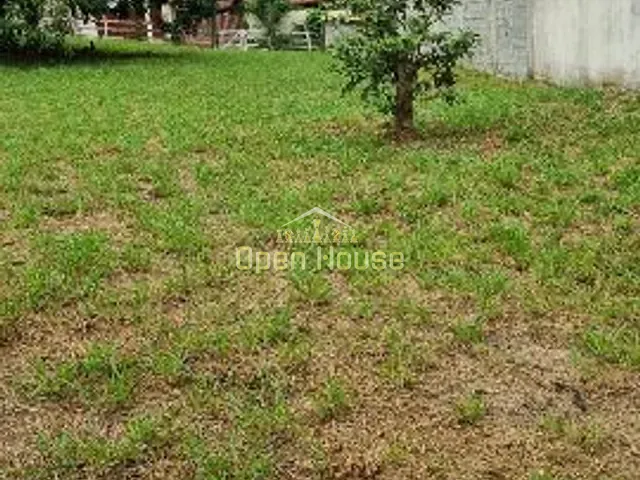 Terreno com 869m², à venda, no bairro Jardim Martinelli (Penedo) em Itatiaia