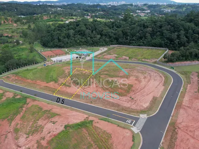 Terreno com 1000m², à venda, no bairro Ivoturucaia em Jundiaí