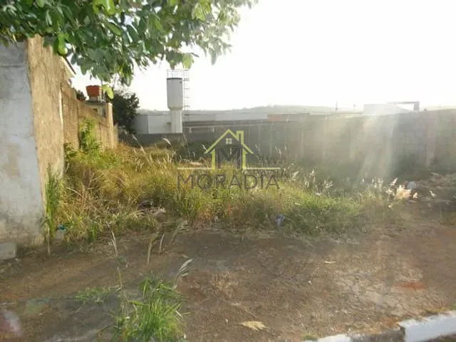 Terreno com 330m², à venda, no bairro Jardim Sao Judas em Guaxupé