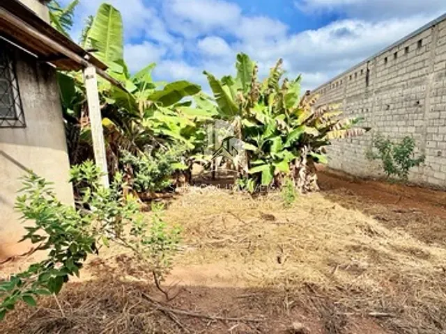 Terreno com 360m², à venda, no bairro Parque Xangri-Lá em Contagem