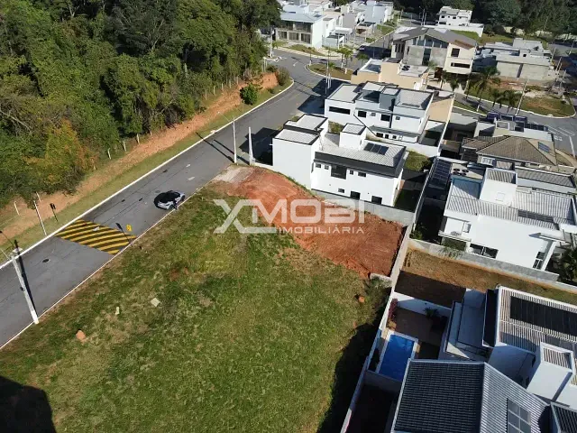 Terreno com 300m², à venda, no bairro Jardim Quintas das Videiras em Jundiaí