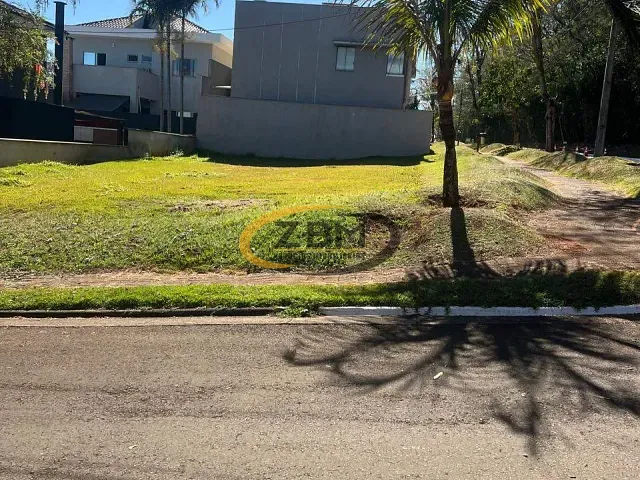 Terreno com 330m², à venda, no bairro Esperança em Londrina