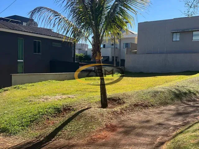 Terreno com 330m², à venda, no bairro Esperança em Londrina
