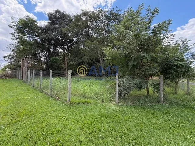 Terreno com 1387m², à venda, no bairro Zona Rural Hidrolandia em Hidrolândia