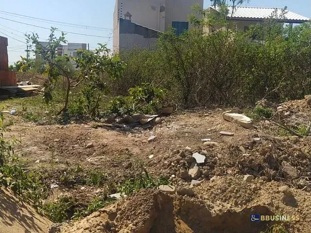 Terreno com 140m², à venda, no bairro ALPHA GREEN em Goitacazes
