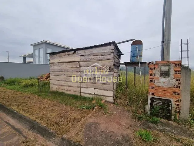 Terreno com 590m², à venda, no bairro Mirante do Vale em Volta Redonda