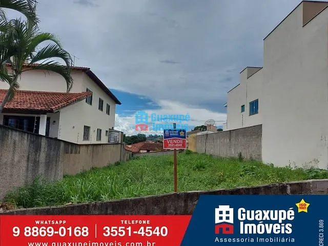 Terreno com 480m², à venda, no bairro Jardim Nova Guaxupé em Guaxupé