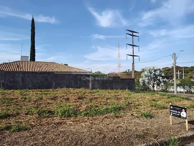 Terreno com 585m², à venda, no bairro Estância das Flores em Jaguariúna