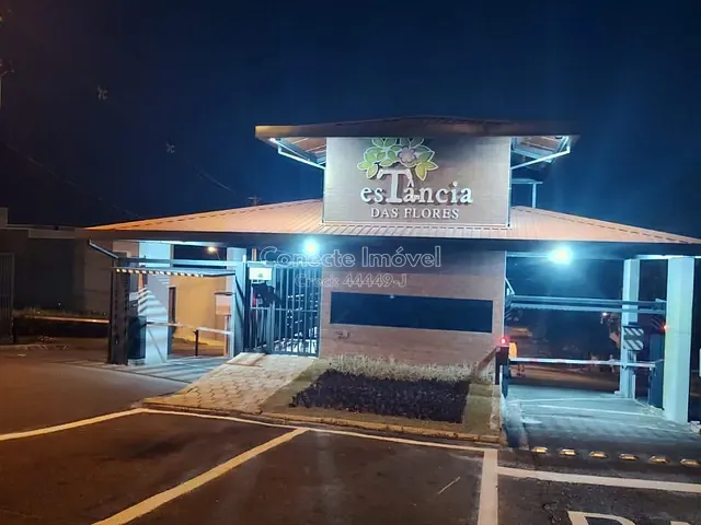 Terreno com 585m², à venda, no bairro Estância das Flores em Jaguariúna